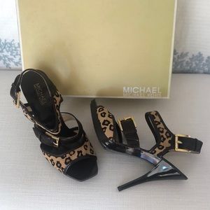 USED! Good condition MICHAEL KORS
